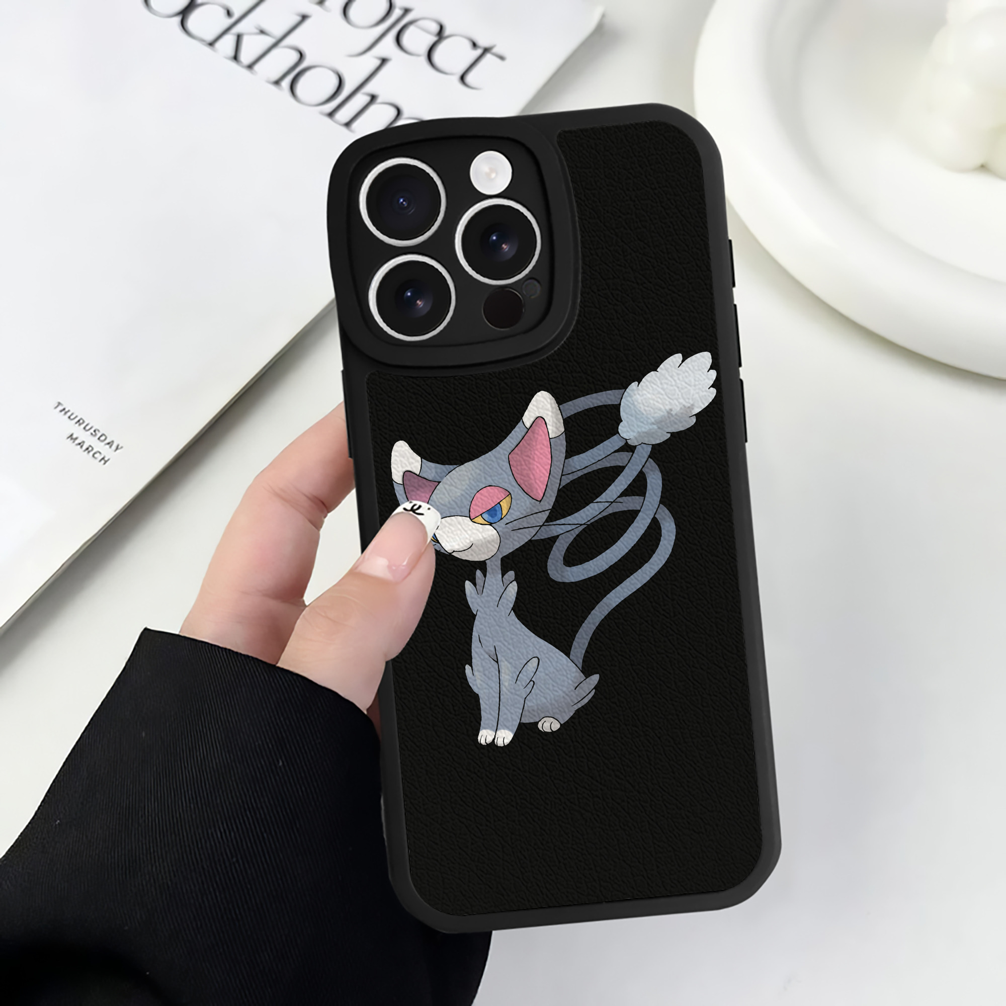 （画像用） ポケットモンスター Pokémon 【iPhone 16シリーズ対応】シリコンスマホケース（レザー調） 材質：シリコン